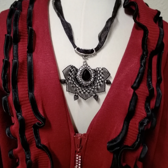 BNWT Belldini red/black ruffle cardigan - Picture 2 of 13